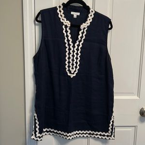 Adorable navy and white tunic.